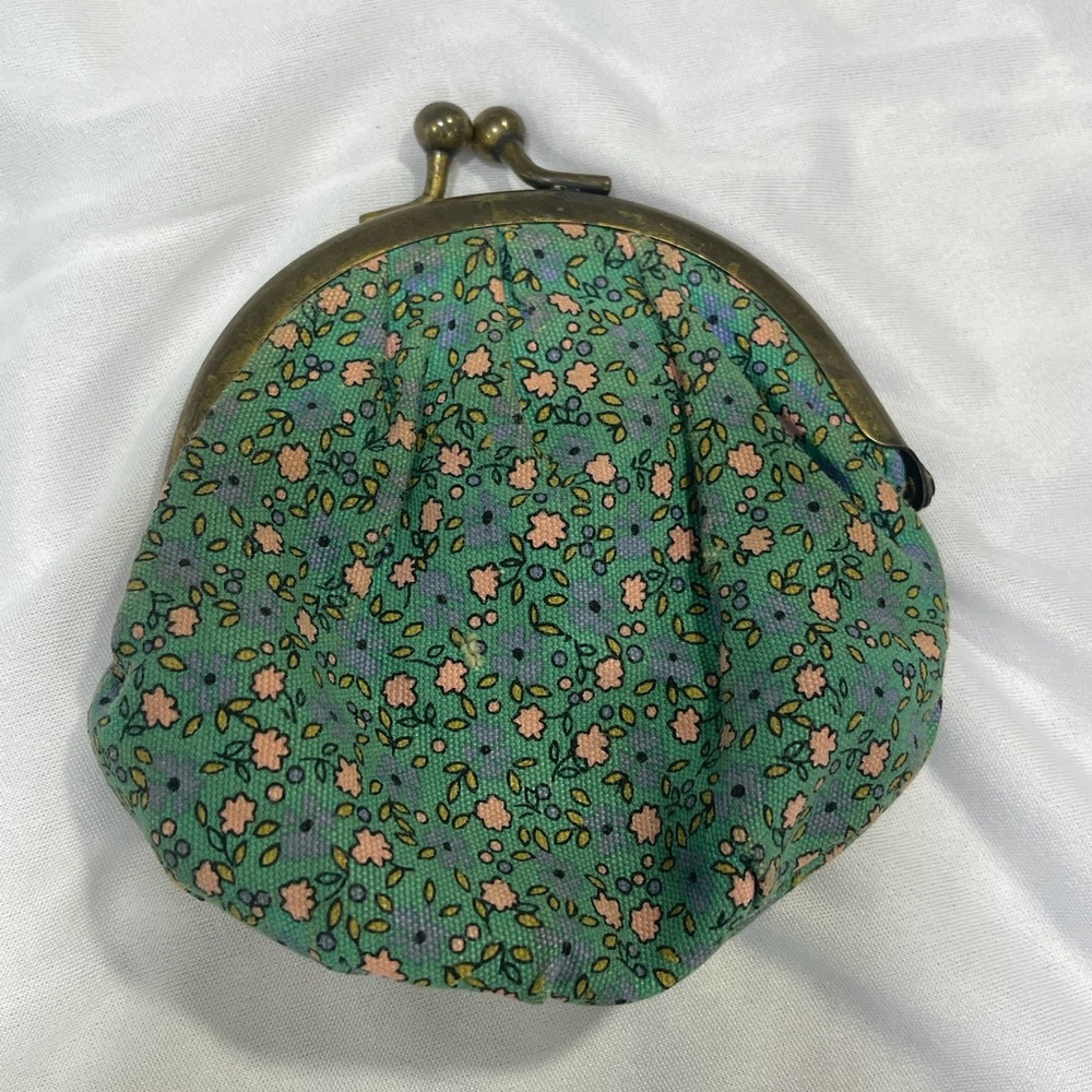 Green floral coin purse